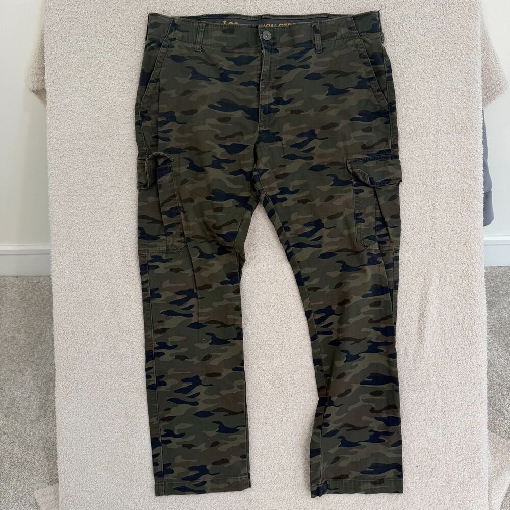 Lee Motion Stretch Cargo Pants Mens 38x32 Camo Regular Fit Straight Leg Green